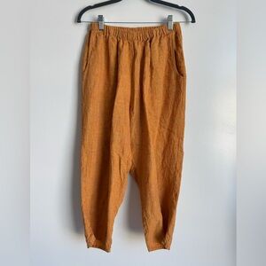 Flax Linen Elastic-Waist Capris in Warm Rust